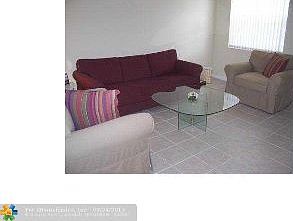 3rd image of 111 SE 1st St APT 7