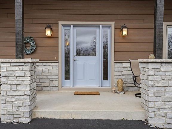5th image of W4293 Meadow Ct