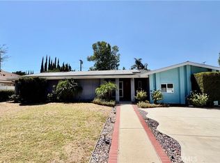 7843 Woodlake Ave, Canoga Park, CA 91304