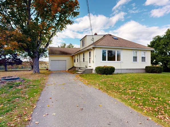 409 Main Street, Monmouth, ME 04259