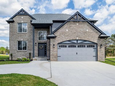 18767 Millar Rd, Clinton Township, MI, 48036