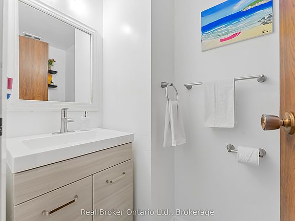 4th image of 5982 Dunn St #8