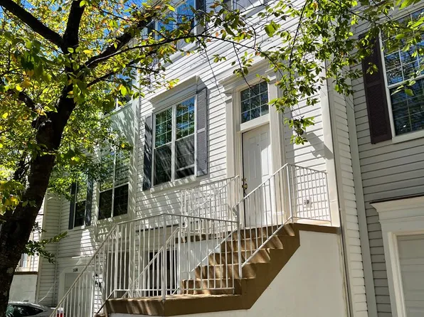 5106 Observation Way, Alexandria, VA 22312