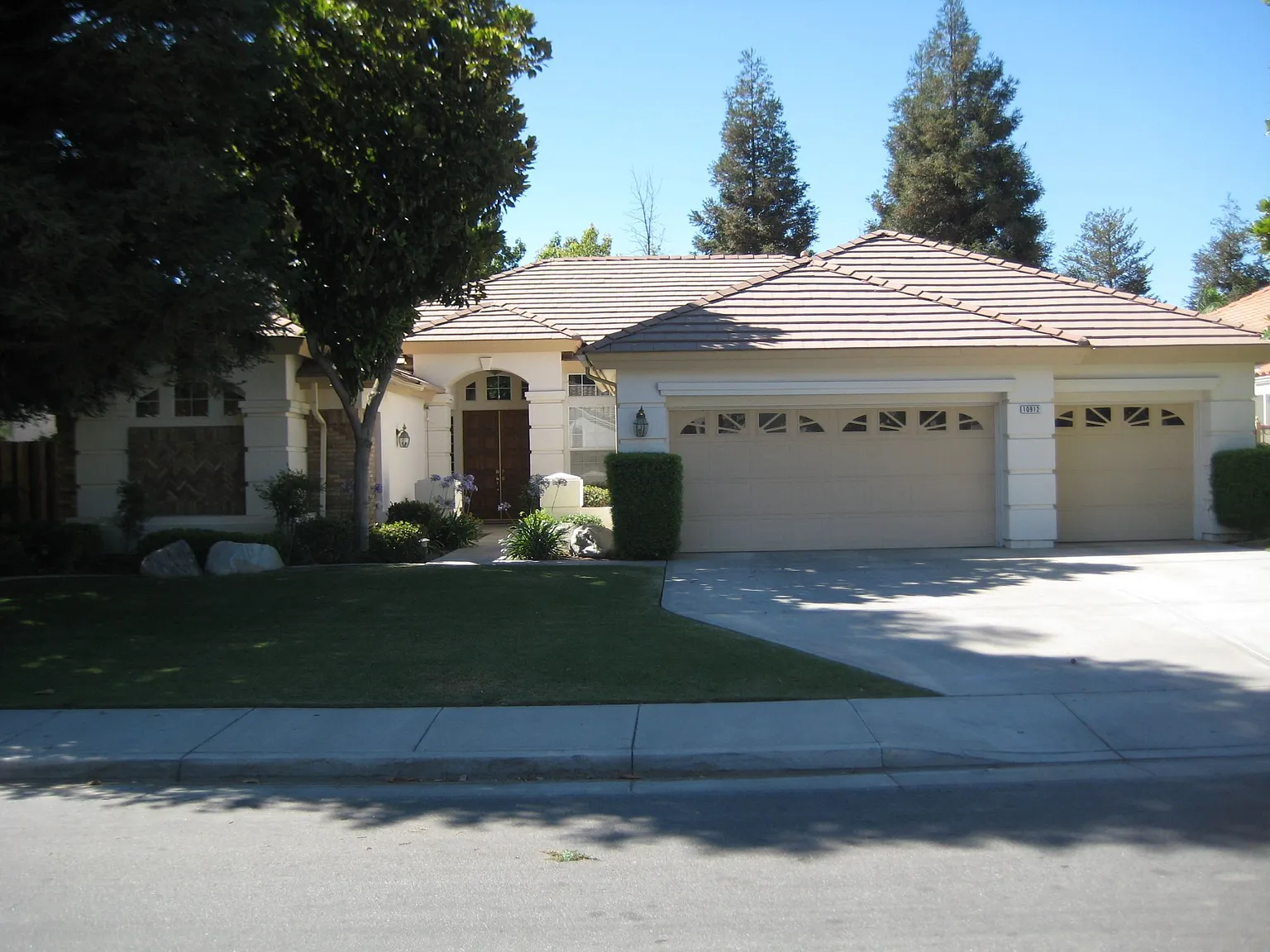 10912 Rockridge Way photo 1