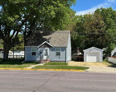 215 E 4th St, Fairmont, MN, 56031