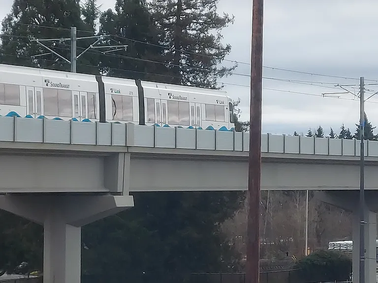 Rail!