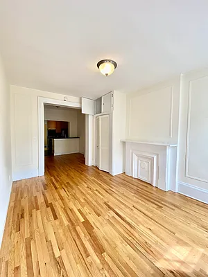 Rented by Waverly Realty Associates | media 16