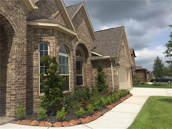 3rd image of 32010 Woodway Pines Dr