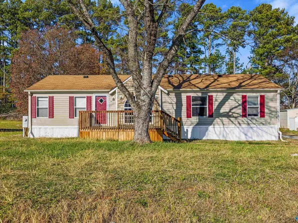 109 Sublimity Ct, Hazel Green, AL 35750