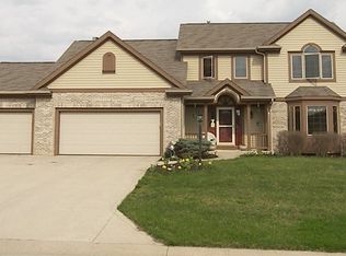 2321 Coral Bay Ct, Fort Wayne, IN 46814