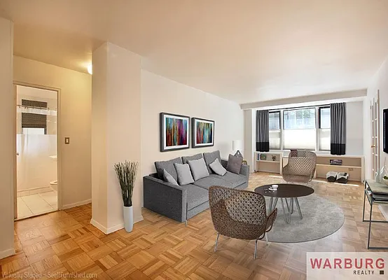 Sold by Warburg | media 4
