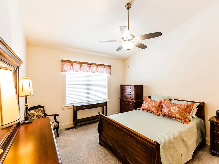 5515 Mendenhall Dr — Photo 12