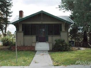 511 E Park Ave, Riverton, WY 82501