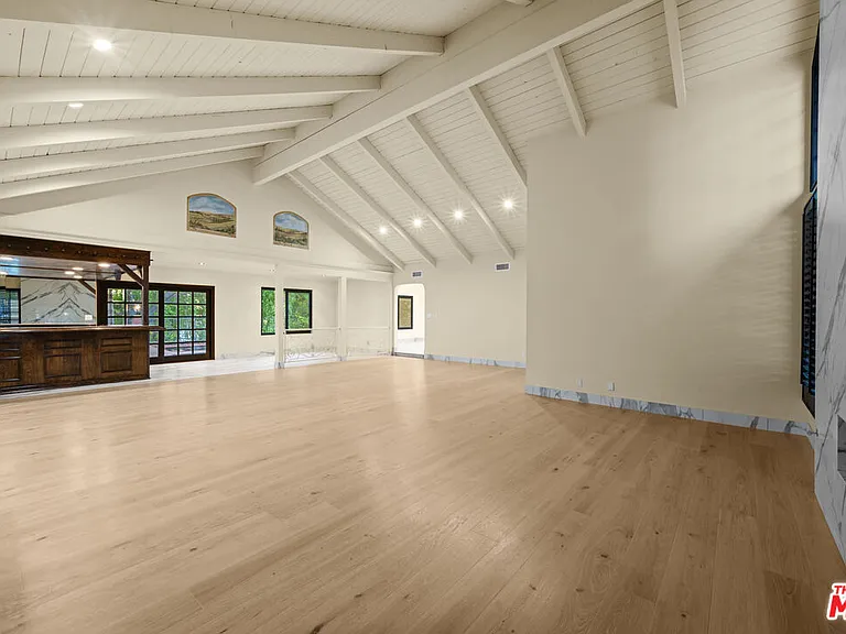 17449 Sumiya Dr — Photo 15