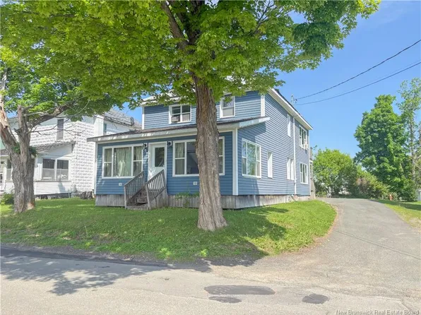 33 Hillcrest Ave, Hartland, NB E7P 1M7
