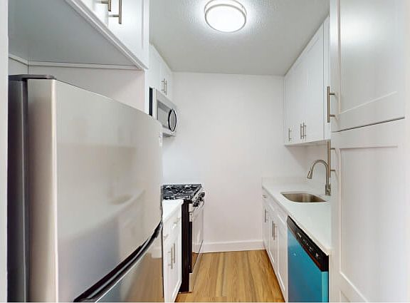 2nd image of 123-33 83rd Ave #2605