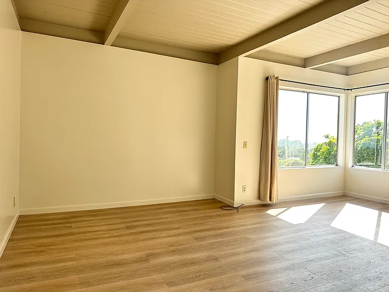 2100 Red Rose Way #26-T — Photo 4