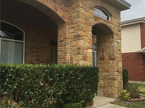2nd image of 6113 Charlotte Ln