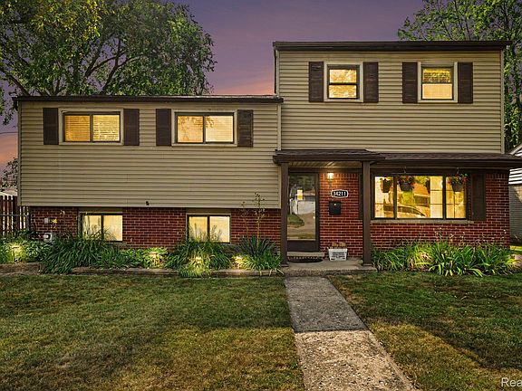 2nd image of 34211 Viceroy Dr