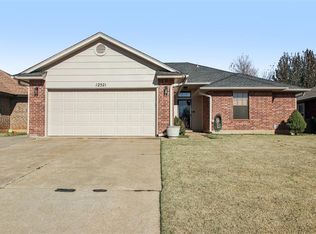 12521 NW 3rd St, Yukon, OK 73099