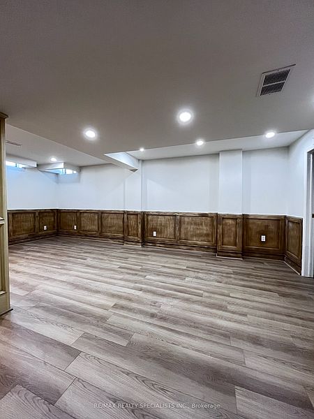 Mississauga House for rent - 3 Bedrooms — photo 26