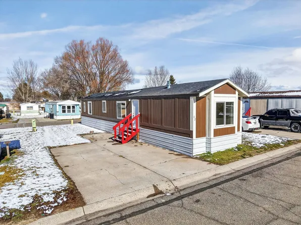 165 Hillcrest Ave Trailer 62, American Falls, ID 83211