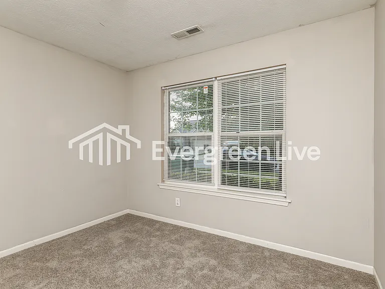 1921 Lisa Walk Dr — Photo 9