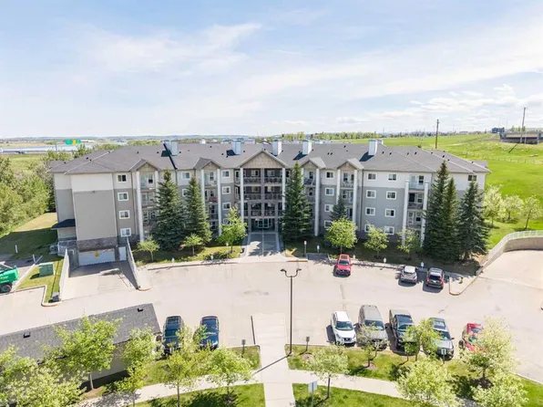 5000 E Somervale Ct SW #415, Calgary, AB T2Y 4M1