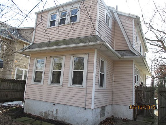 3rd image of 1342 Forest Glen Dr