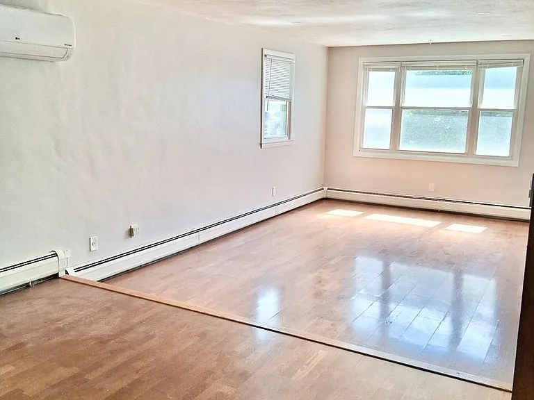 50 Job St. — Photo 8