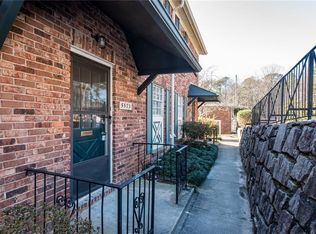 5573 Kingsport Dr #19, Sandy Springs, GA 30342