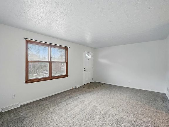 4th image of 263 N Ashbrook Cir Unit A