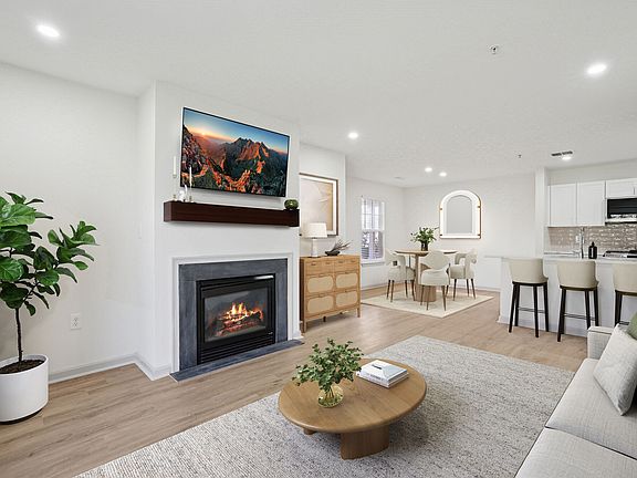 5th image of 1 Avalon Dr #1412