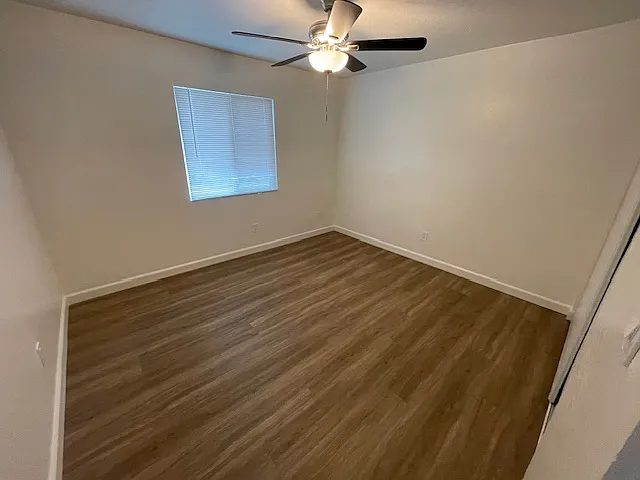 1339 W Stoneridge Ct #4 — Photo 11