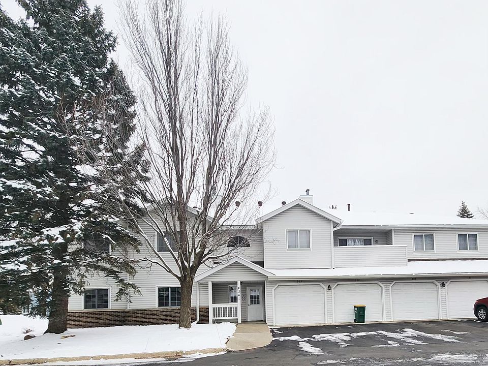 1st image of 4041 Maureen Dr NE Unit 103