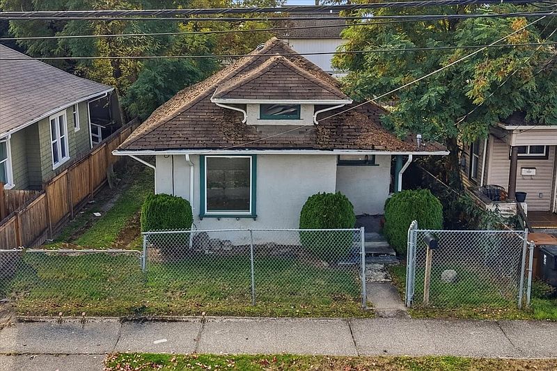 2nd image of 1218 S 25th Street