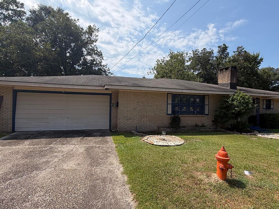 1st image of 620 Owens St