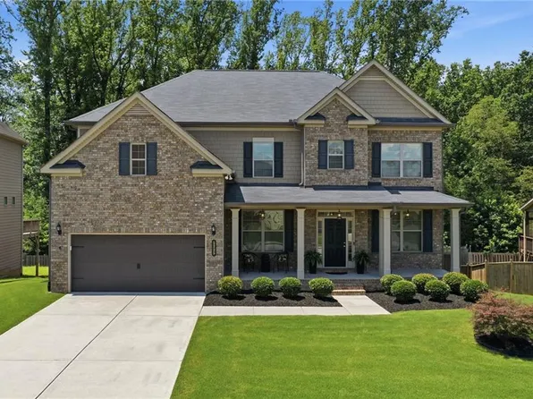 5225 Mirror Lake Dr, Cumming, GA 30028