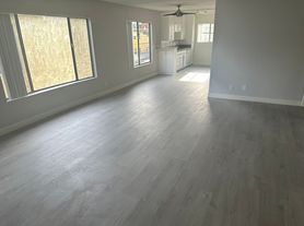 v3745, 08
