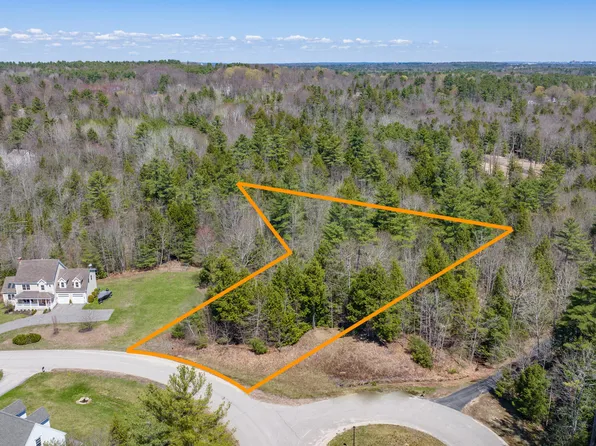 6 Leah Lane, Scarborough, ME 04074