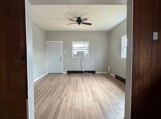202 S Liberty St, Marion, IL 62959