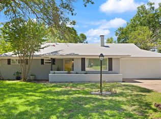 8021 Northbrook Dr, Benbrook, TX 76116