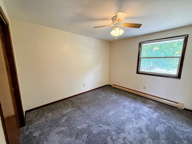 442 Avis Ave NW — Photo 11