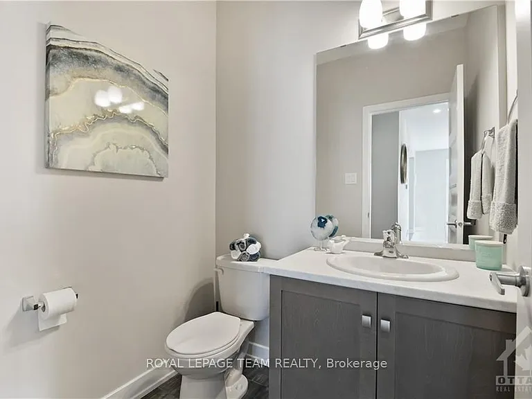 54 Reynard Cres — Photo 16
