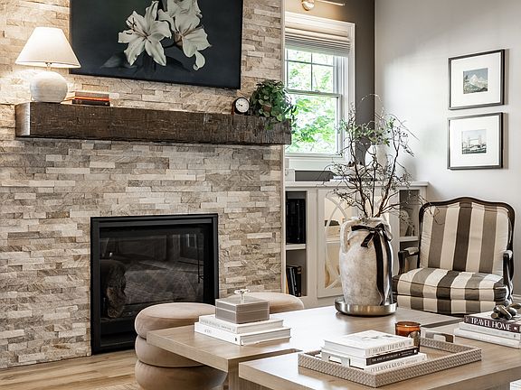 5th image of 14303 McCormick Cir