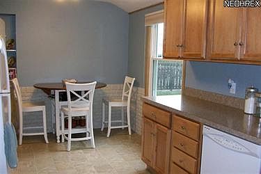 3rd image of 23254 Mildred Ave