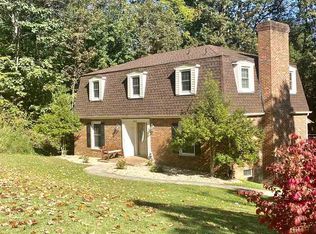 832 Lammermoor Dr, Staunton, VA 24401