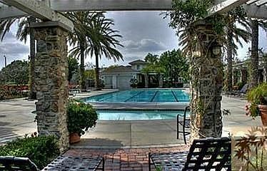 Resort style commuity pool