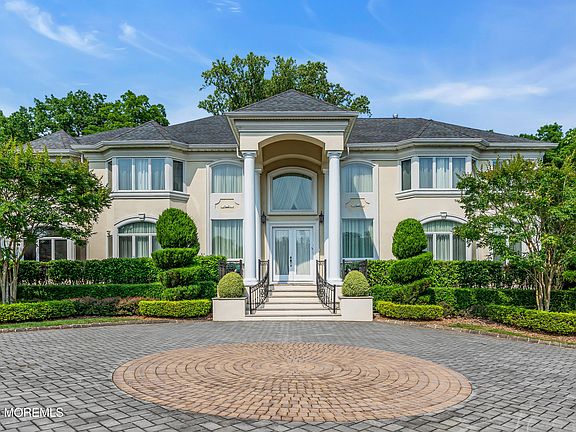 2nd image of 1 Embry Farm Road