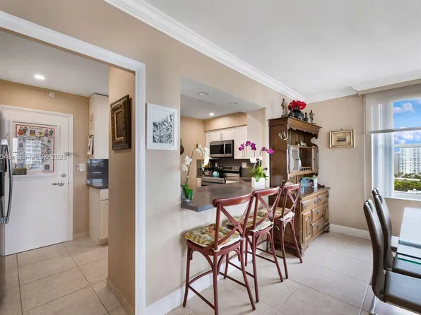 3200 NE 36th St APT 1216, Fort Lauderdale, FL 33308